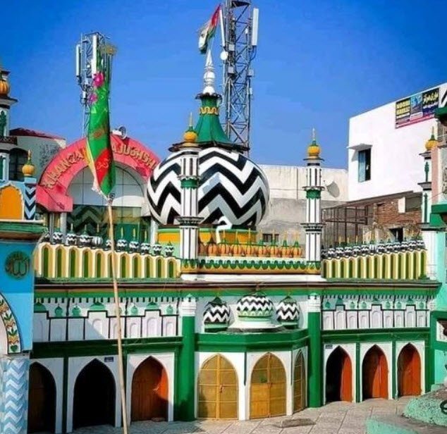 Dargah E Aalahazrat Bareilly Sharif, Bareilly, Uttar Pradesh - Vushii.com Dargah E Aalahazrat Bareilly Sharif, Bareilly, Uttar Pradesh - Vushii.com